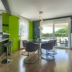 Sole- Ferienvilla Mit Eigenem Pool Bei Pula By Interhome بيت للعطل *